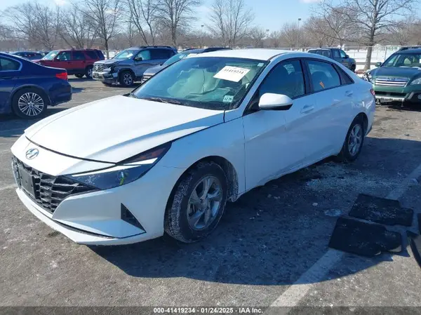 5NPLL4AG9NH055757 2022 HYUNDAI ELANTRA - Image 2