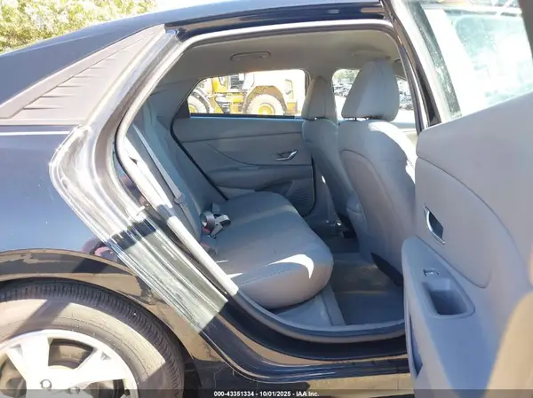 5NPLL4AGXMH015105 2021 HYUNDAI ELANTRA - Image 8