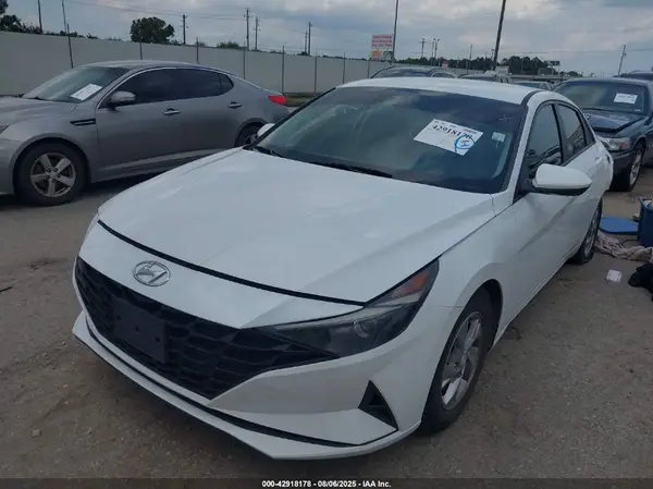 5NPLL4AGXMH035189 2021 HYUNDAI ELANTRA - Image 2