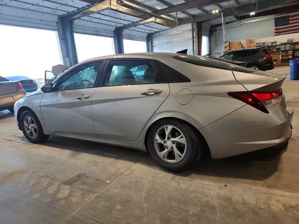 5NPLL4AGXMH038268 2021 HYUNDAI ELANTRA - Image 2