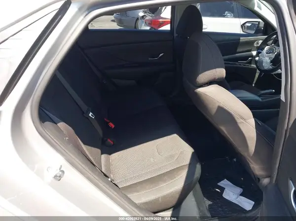 5NPLL4AGXMH041042 2021 HYUNDAI ELANTRA - Image 8