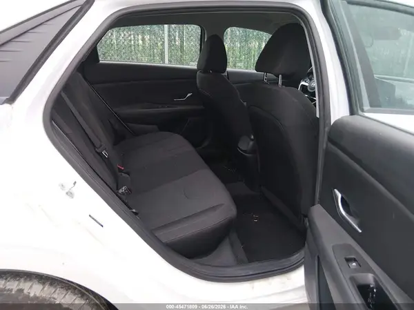 5NPLL4AGXMH049318 2021 HYUNDAI ELANTRA - Image 8