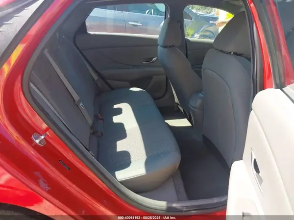 5NPLL4AGXMH049643 2021 HYUNDAI ELANTRA - Image 8