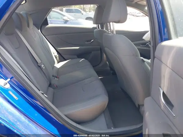 5NPLL4AGXNH072602 2022 HYUNDAI ELANTRA - Image 8