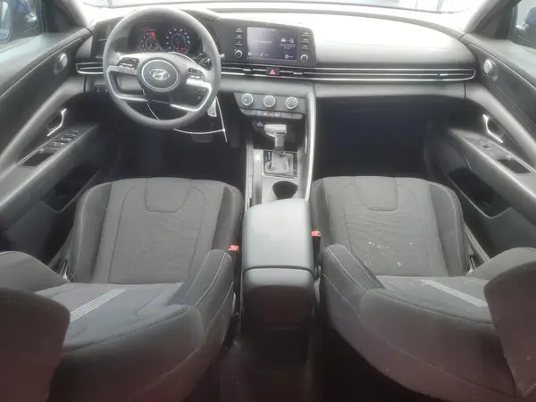 5NPLL4AGXNH073975 2022 HYUNDAI ELANTRA - Image 8
