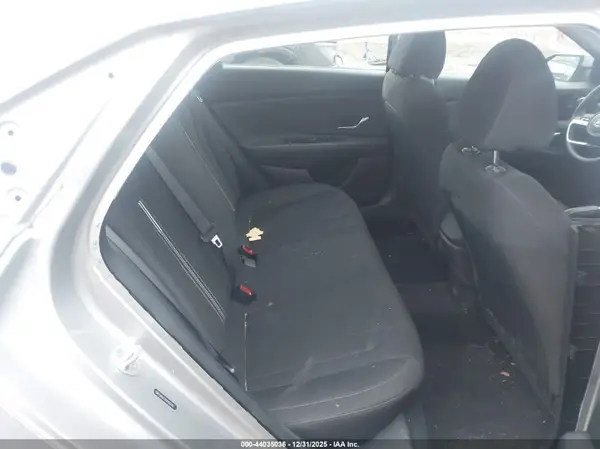 5NPLM4AG0MH000402 2021 HYUNDAI ELANTRA - Image 8