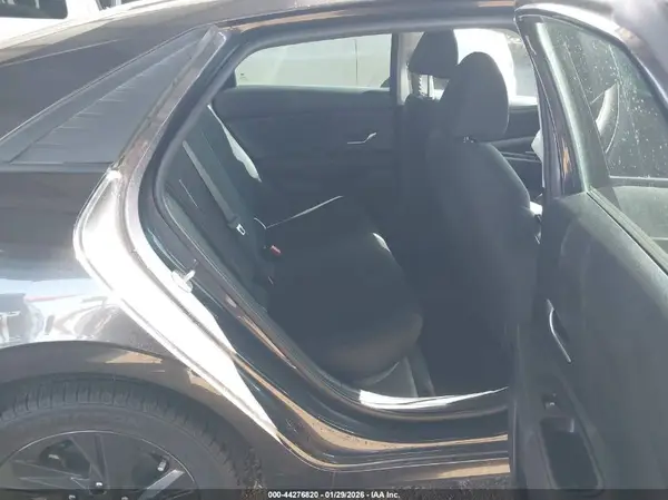 5NPLM4AG0MH001047 2021 HYUNDAI ELANTRA - Image 8