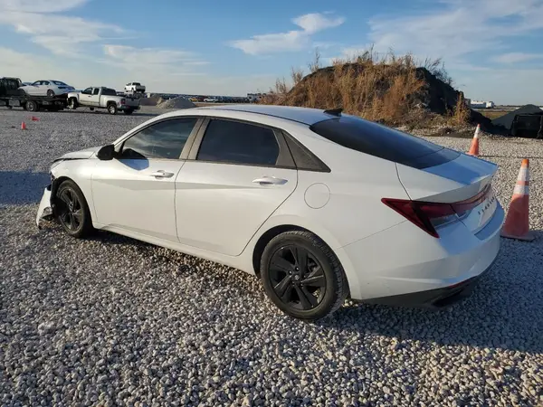 5NPLM4AG0MH007771 2021 HYUNDAI ELANTRA - Image 2
