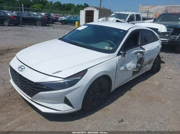 5NPLM4AG0MH008161 2021 HYUNDAI ELANTRA - Image 2
