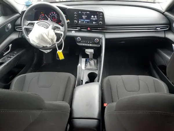 5NPLM4AG0MH010217 2021 HYUNDAI ELANTRA - Image 8