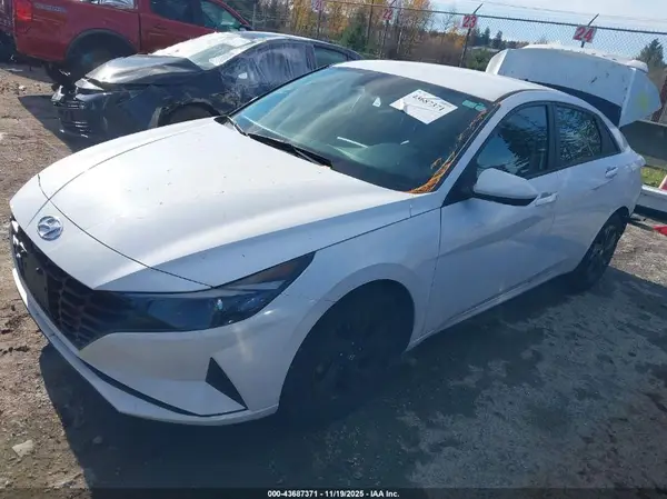 5NPLM4AG0MH010315 2021 HYUNDAI ELANTRA - Image 2