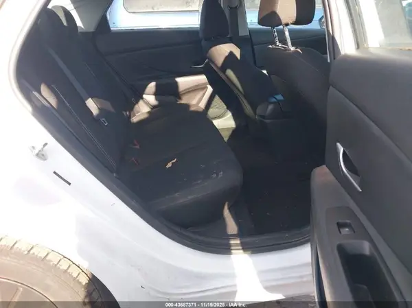5NPLM4AG0MH010315 2021 HYUNDAI ELANTRA - Image 8