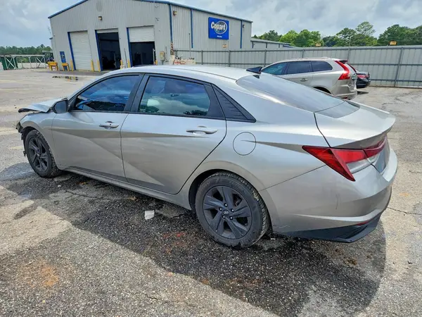 5NPLM4AG0MH010735 2021 HYUNDAI ELANTRA - Image 2