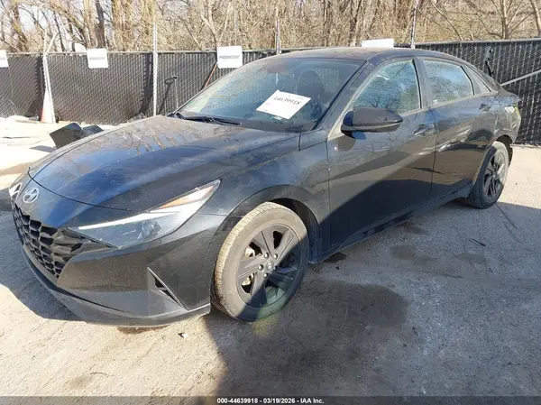 5NPLM4AG0MH017569 2021 HYUNDAI ELANTRA - Image 2