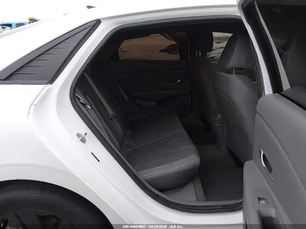 5NPLM4AG0MH021945 2021 HYUNDAI ELANTRA - Image 8