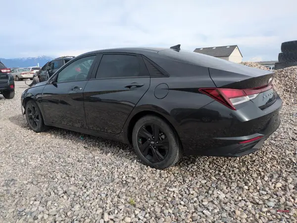 5NPLM4AG0MH030466 2021 HYUNDAI ELANTRA - Image 2