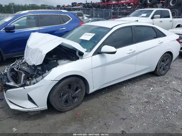 5NPLM4AG0MH030841 2021 HYUNDAI ELANTRA - Image 2