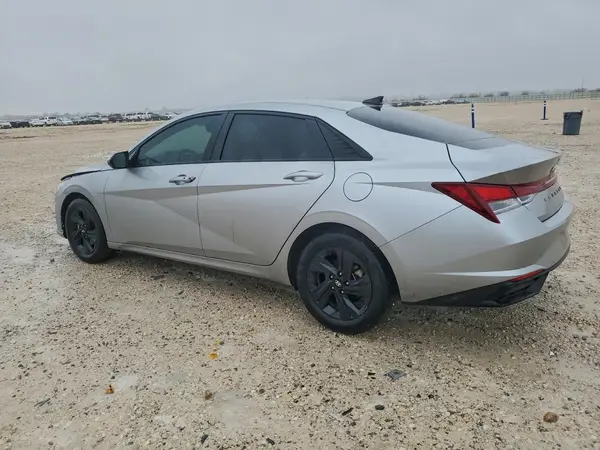 5NPLM4AG0MH037501 2021 HYUNDAI ELANTRA - Image 2