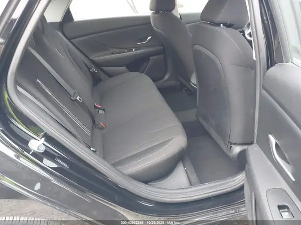 5NPLM4AG0NH054901 2022 HYUNDAI ELANTRA - Image 8