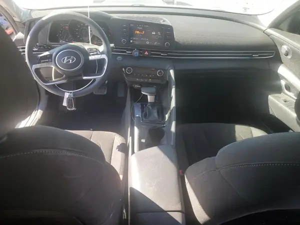 5NPLM4AG0NH058415 2022 HYUNDAI ELANTRA - Image 8