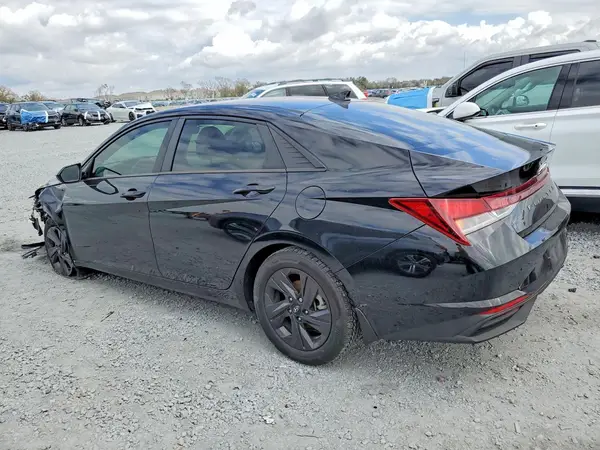 5NPLM4AG0NH058804 2022 HYUNDAI ELANTRA - Image 2