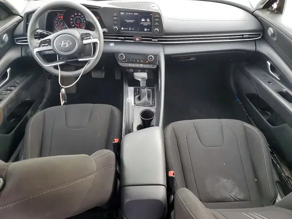 5NPLM4AG0NH063324 2022 HYUNDAI ELANTRA - Image 8
