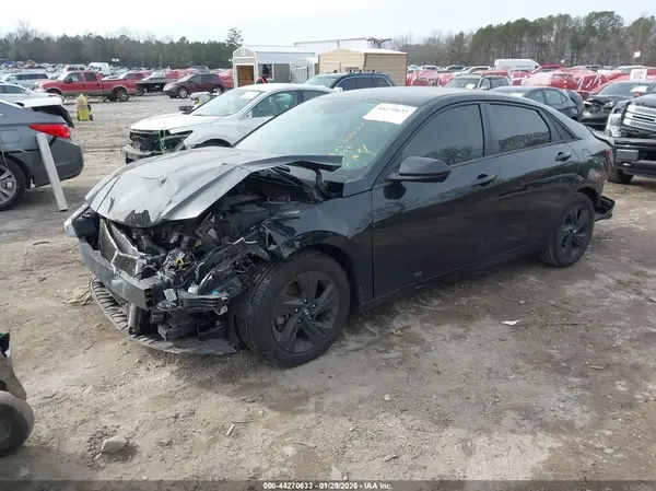 5NPLM4AG0NH063758 2022 HYUNDAI ELANTRA - Image 2