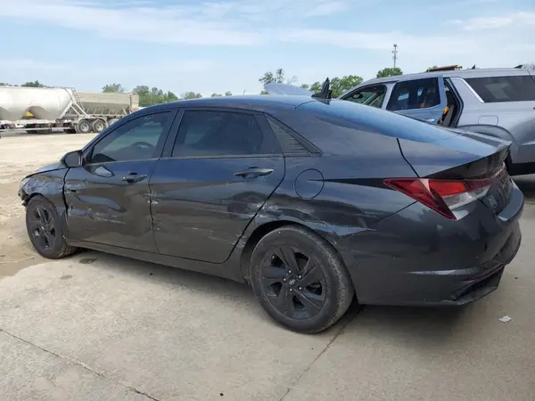 5NPLM4AG0NH066918 2022 HYUNDAI ELANTRA - Image 2