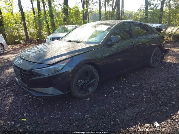 5NPLM4AG0NH067051 2022 HYUNDAI ELANTRA - Image 2