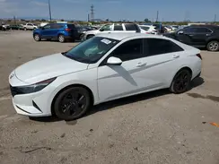 5NPLM4AG0NH067695 2022 HYUNDAI ELANTRA