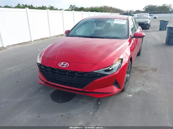 5NPLM4AG0NH069740 2022 HYUNDAI ELANTRA - Image 2