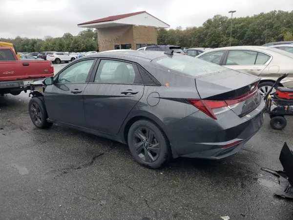 5NPLM4AG0NH070385 2022 HYUNDAI ELANTRA - Image 2