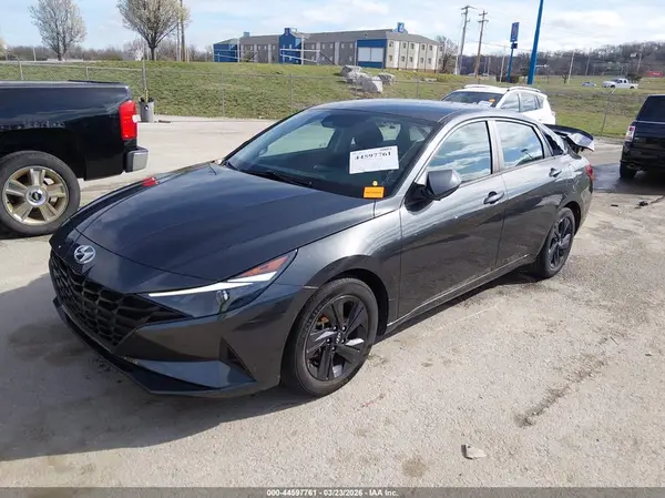 5NPLM4AG0NH070550 2022 HYUNDAI ELANTRA - Image 2