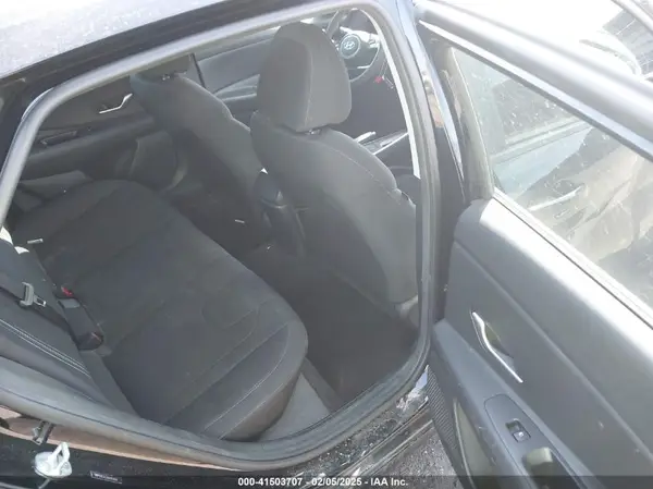 5NPLM4AG0NH071066 2022 HYUNDAI ELANTRA - Image 8