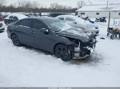 5NPLM4AG0NH074050 2022 HYUNDAI ELANTRA