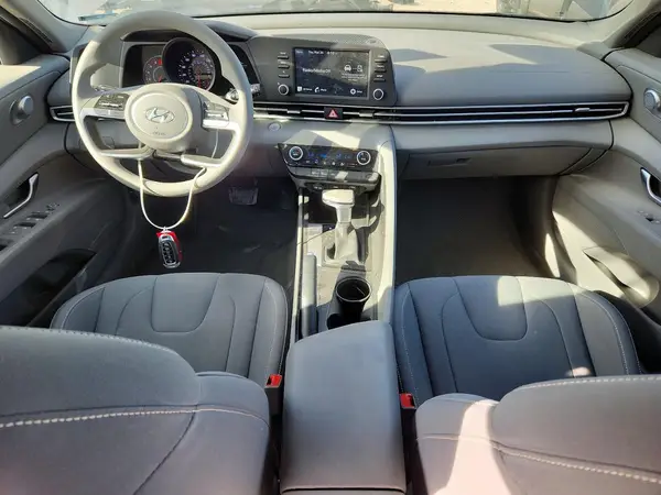 5NPLM4AG0NH075697 2022 HYUNDAI ELANTRA - Image 8