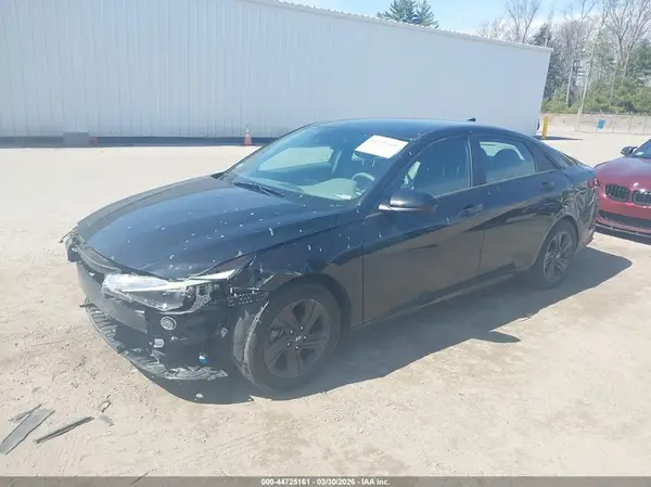 5NPLM4AG0NH076381 2022 HYUNDAI ELANTRA - Image 2