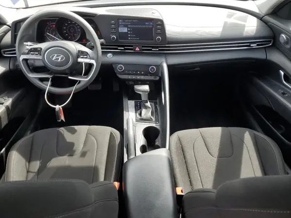 5NPLM4AG0NH079586 2022 HYUNDAI ELANTRA - Image 8