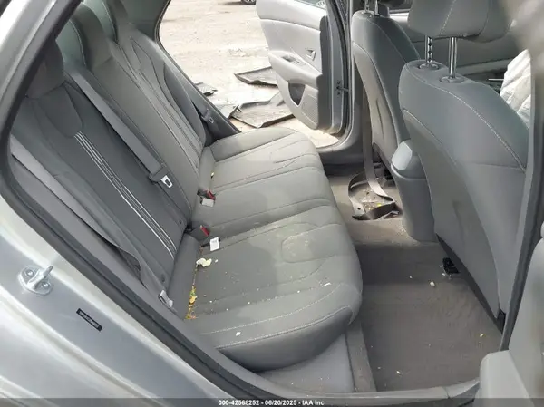 5NPLM4AG0NH080513 2022 HYUNDAI ELANTRA - Image 8