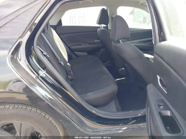 5NPLM4AG0PH094124 2023 HYUNDAI ELANTRA - Image 8