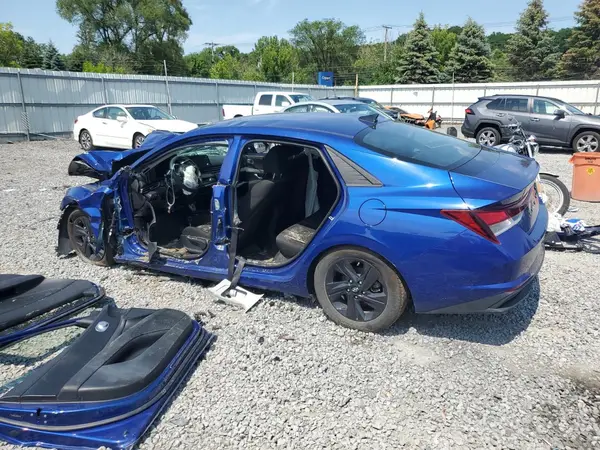 5NPLM4AG0PH094236 2023 HYUNDAI ELANTRA - Image 2