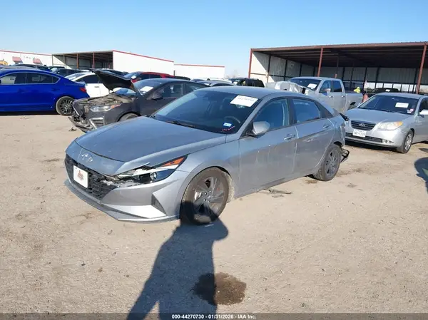 5NPLM4AG0PH102769 2023 HYUNDAI ELANTRA - Image 2