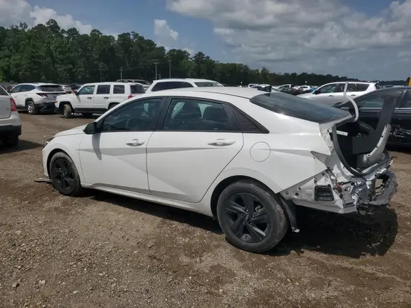 5NPLM4AG0PH110225 2023 HYUNDAI ELANTRA - Image 2