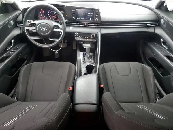 5NPLM4AG1MH000585 2021 HYUNDAI ELANTRA - Image 8