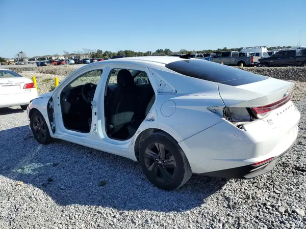 5NPLM4AG1MH000750 2021 HYUNDAI ELANTRA - Image 2