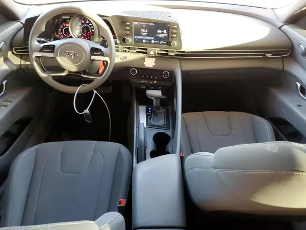 5NPLM4AG1MH003776 2021 HYUNDAI ELANTRA - Image 8