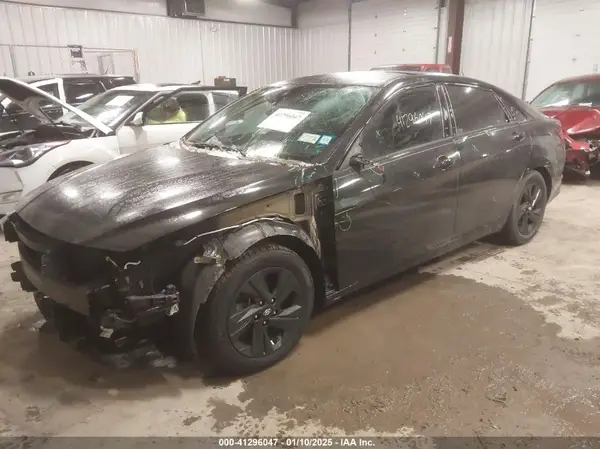 5NPLM4AG1MH003907 2021 HYUNDAI ELANTRA - Image 2