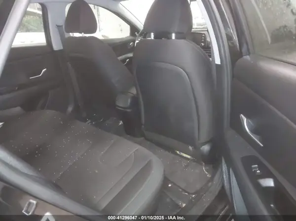 5NPLM4AG1MH003907 2021 HYUNDAI ELANTRA - Image 8