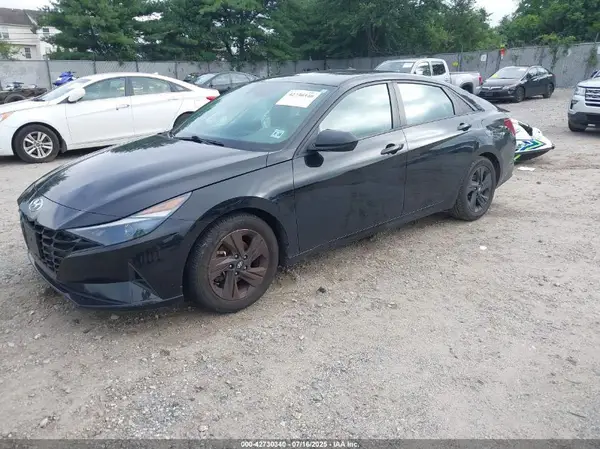 5NPLM4AG1MH006788 2021 HYUNDAI ELANTRA - Image 2