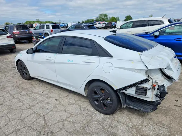 5NPLM4AG1MH008170 2021 HYUNDAI ELANTRA - Image 2